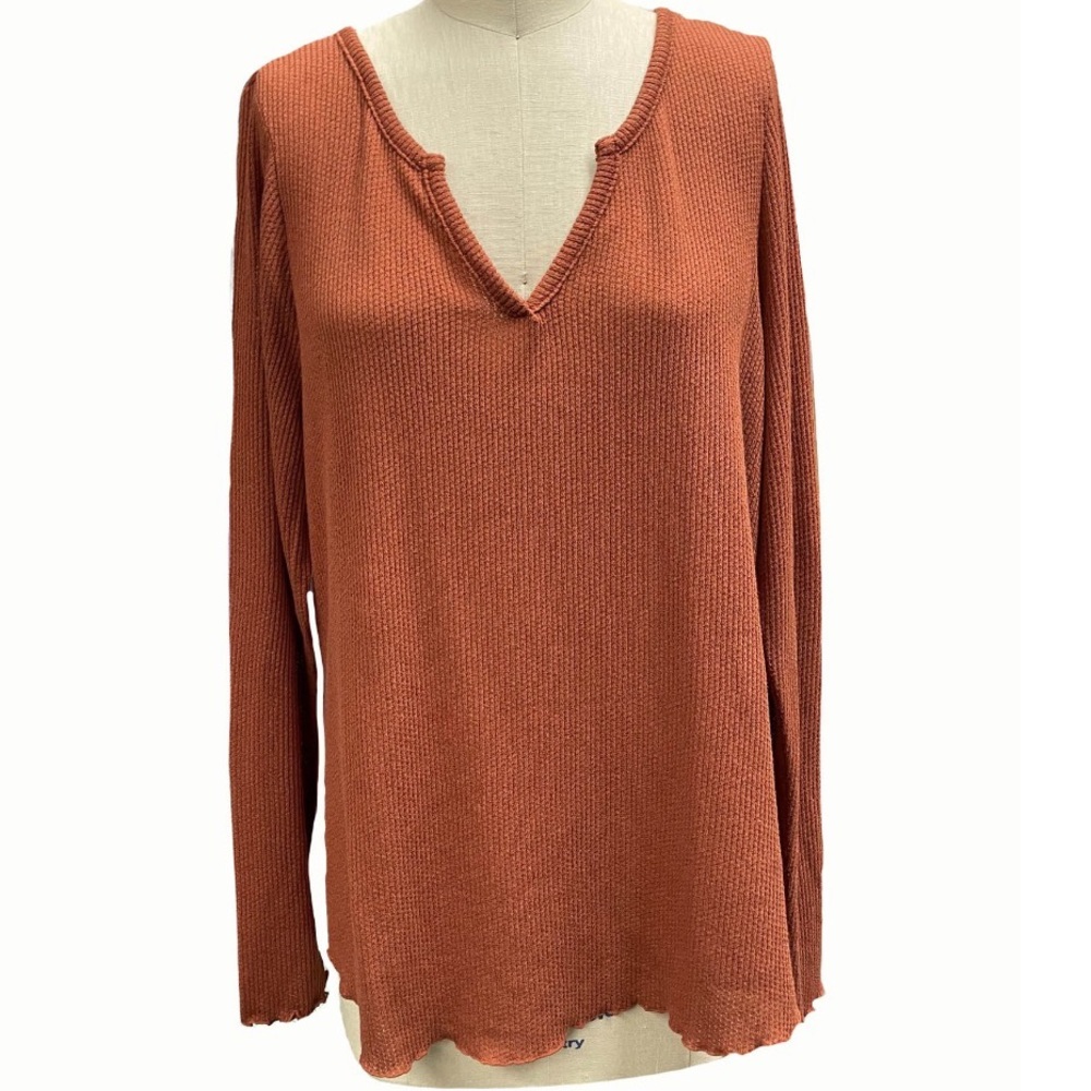 NWT BP RUST THERMAL TOP